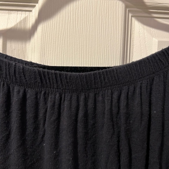 Long-sleeve Off-the-Shoulder Top - Picture 3 of 4